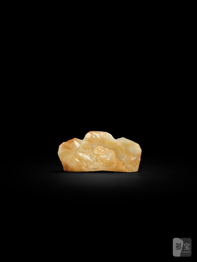 清十八世紀　青白玉帶皮雕鬼谷子下山圖筆山 | A PALE GREEN AND RUSSET JADE 'GUIGUZI' BRUSHREST - 图3